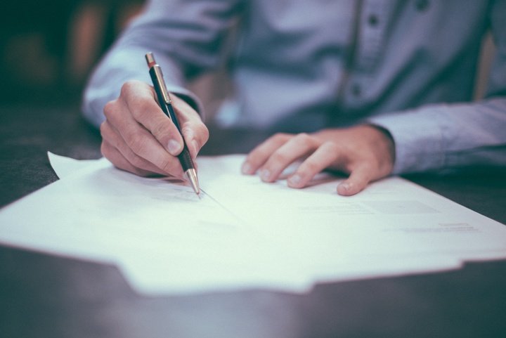 writing hand pen sign finger business 910947