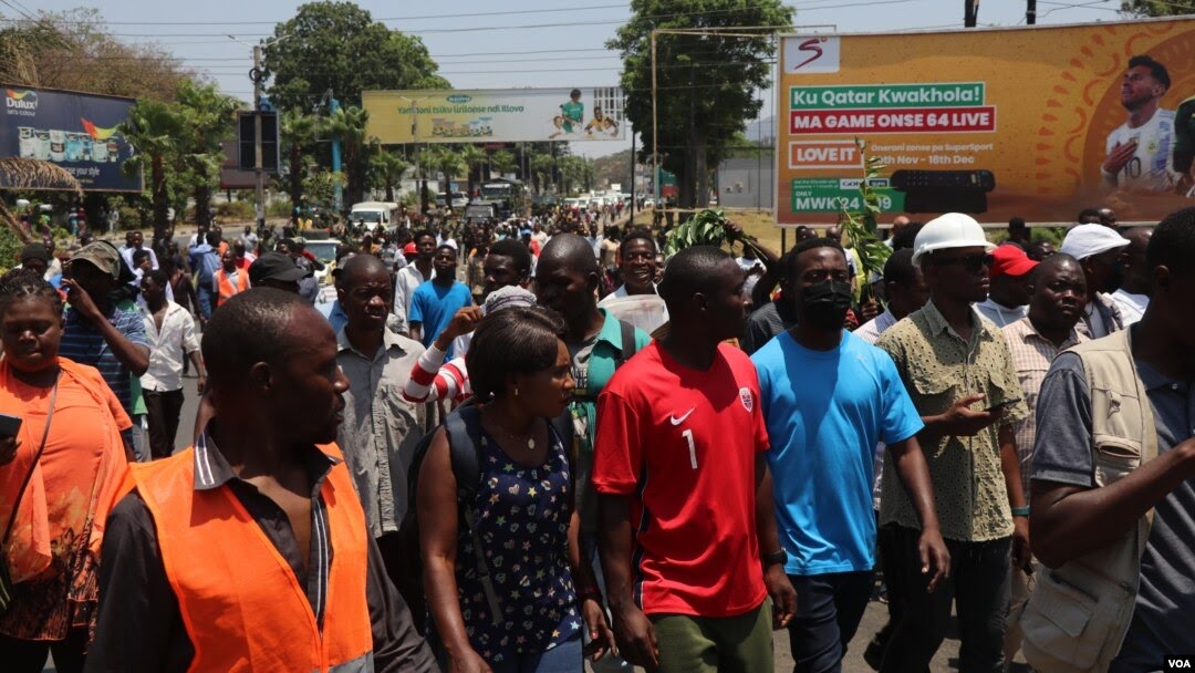 Malawians Protest High Cost of Living, Alleged Corruption 6 Malawians Protest High Cost of Living, Alleged Corruption