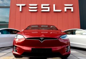 Inside the Rise of Electric Vehicles and What It Means for the Global Industry automobile-energy-technology-horizontal-tire-car-1675972-pxhere.com (1)