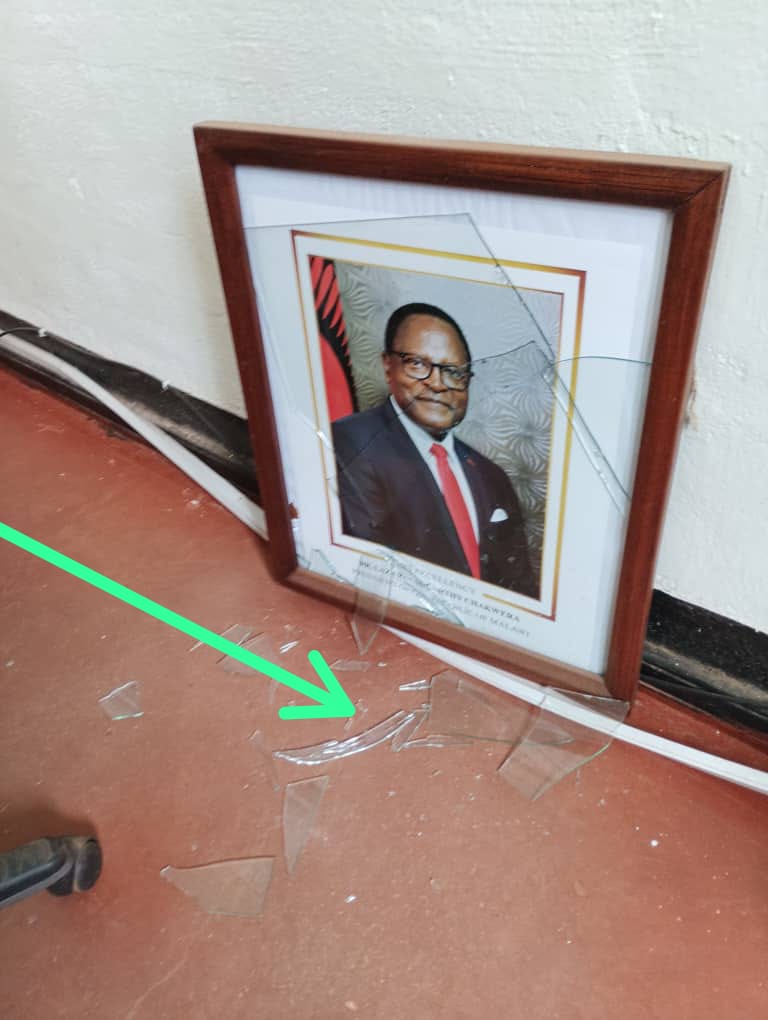 Chakwera’s Portrait Falls at Capital Hill: A Bad Omen for the Government?