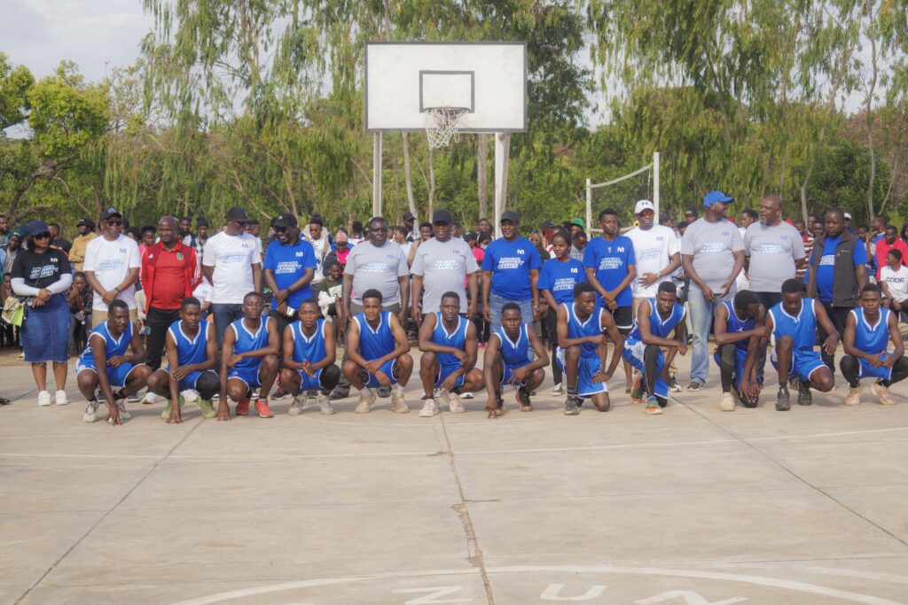 nbm tessam basmal officials pose with the student players (002)