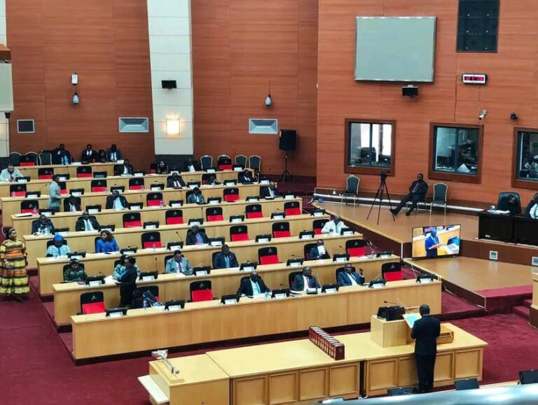 Kalindo crowns Mutharika statesman for rejecting CDF Bill signing