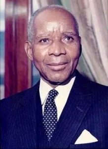 Concerned citizen backs Prof. Chisi’s call to take down Kamuzu Day