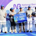 Chatsala Middle posing with the winners Kamtukule right with Mkandawire and Kasunda left with Kawale 002