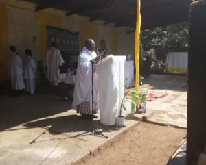 Wothandizira Episikopi Wa Lilongwe Apempha Akhristu A Mipingo Ya Katolika Kuti Azipembedza Ukaristia