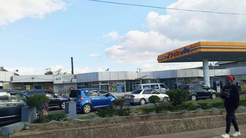 Fuel Queues Return in Blantyre as Some Filling Stations Run Dry