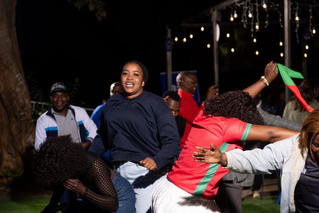 Fans at Cafe 92 dancing after Scorchers win 002