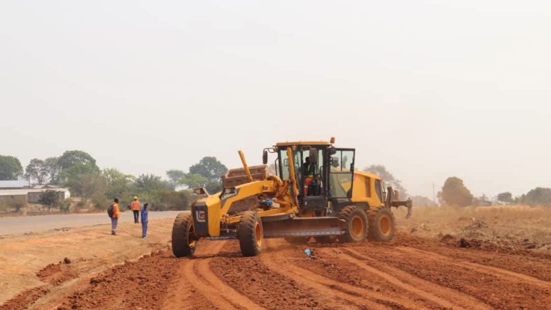 Nsipe–Liwonde Road Rehabilitation Gains Momentum as Over 30km of Clearing and 7km of Asphalt Completed